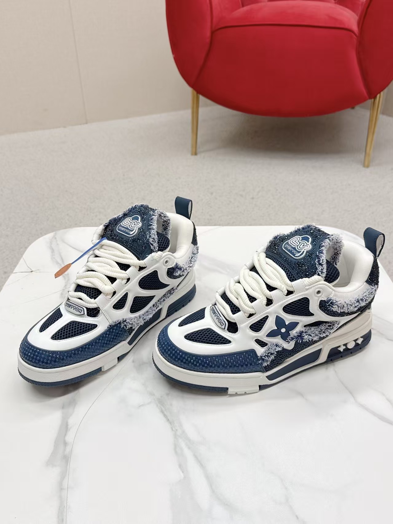 L X V RUNNER TATIC sneakers detail 4