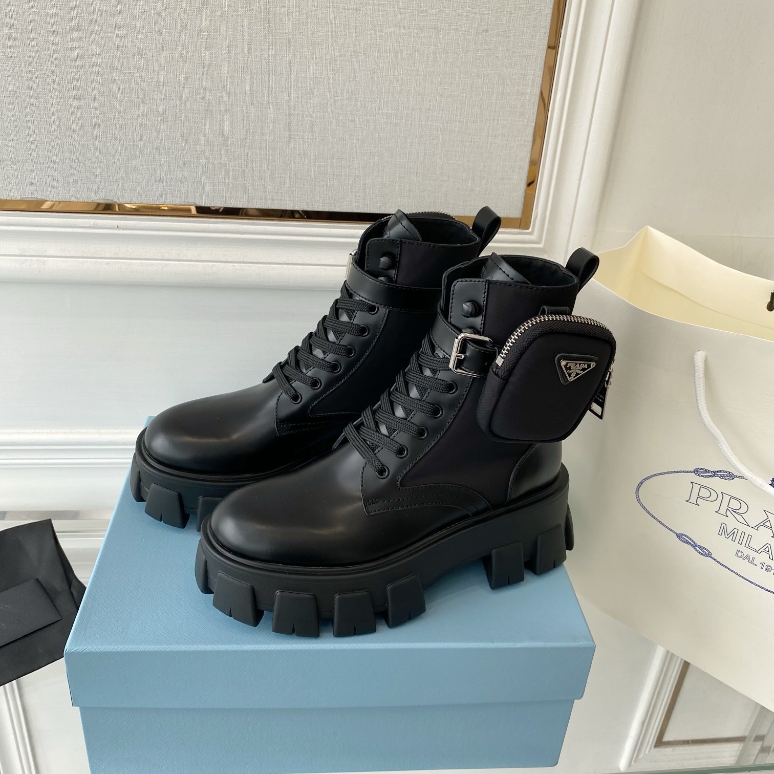 Product detail 4