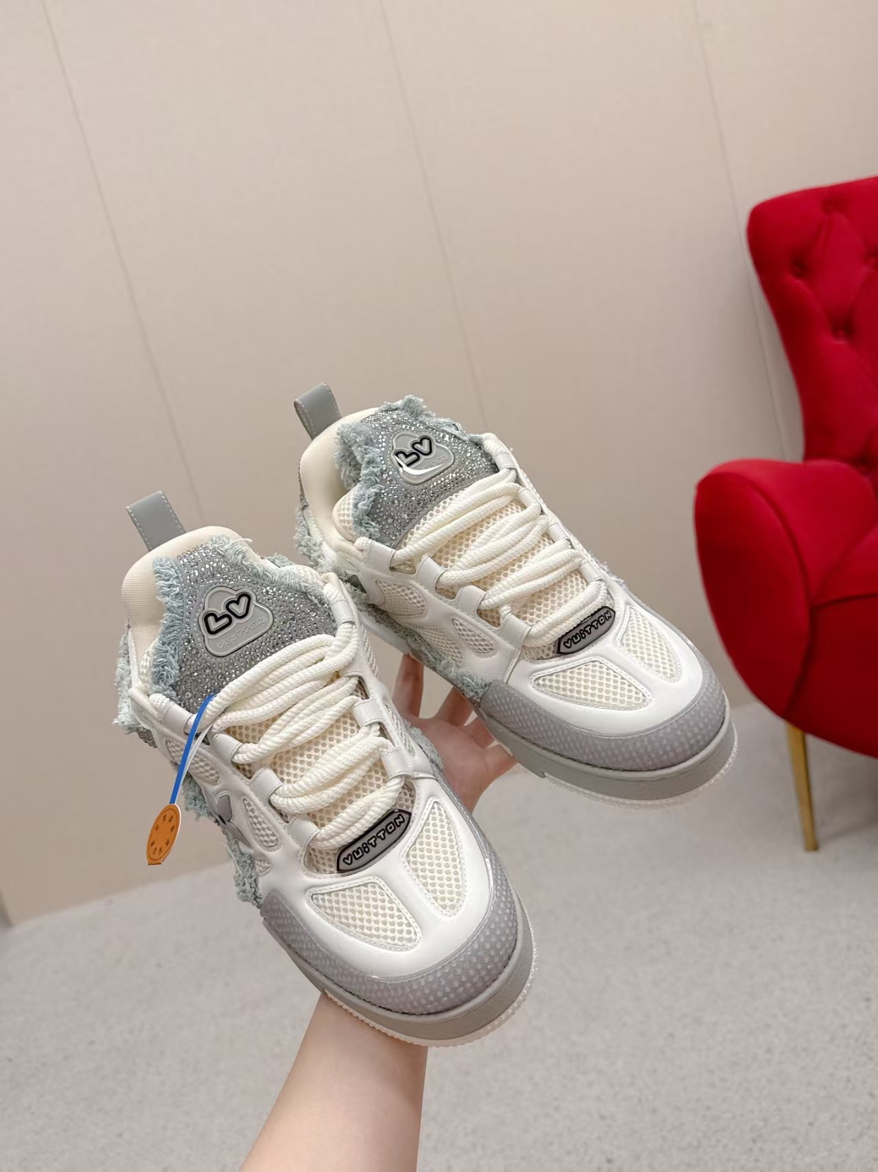 L X V RUNNER TATIC sneakers detail 4