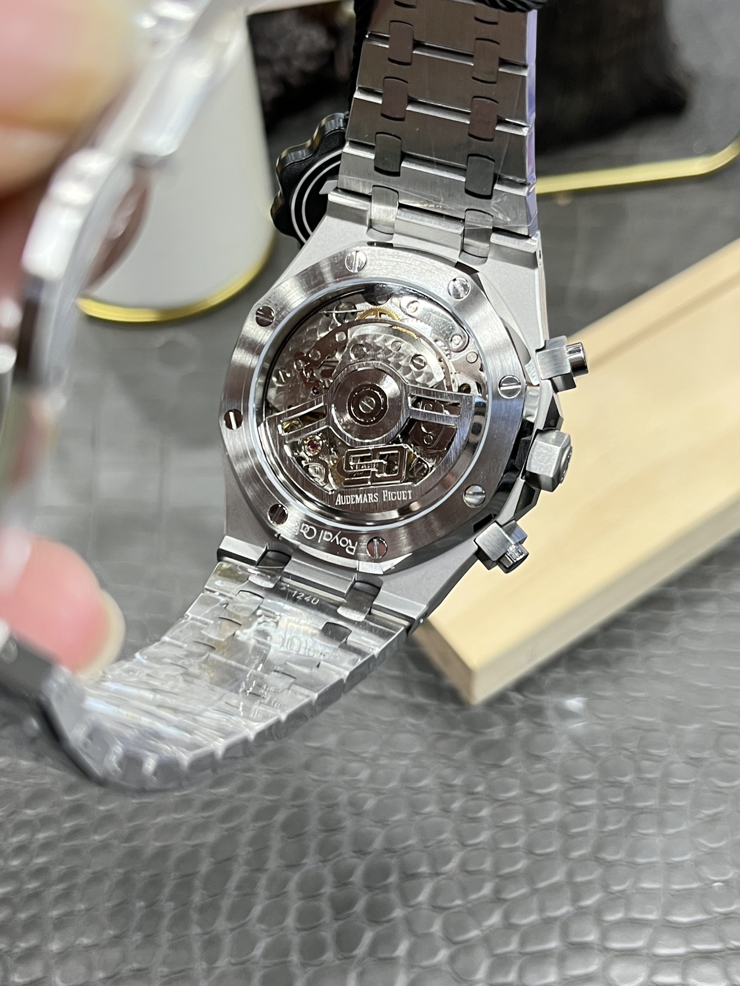 APS Royal Oak Chronograph 26240 detail 4