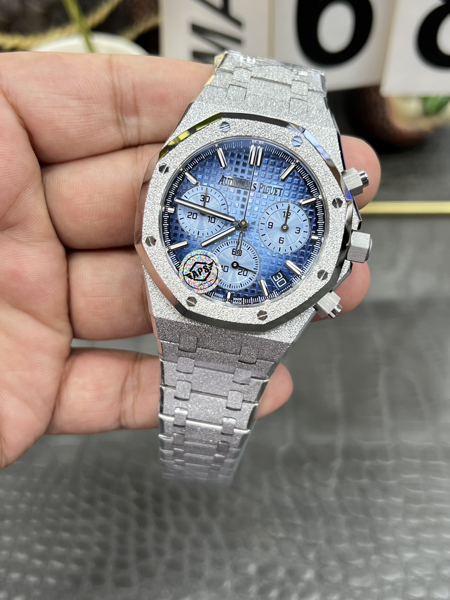 APS Royal Oak Chronograph 26240 detail 3