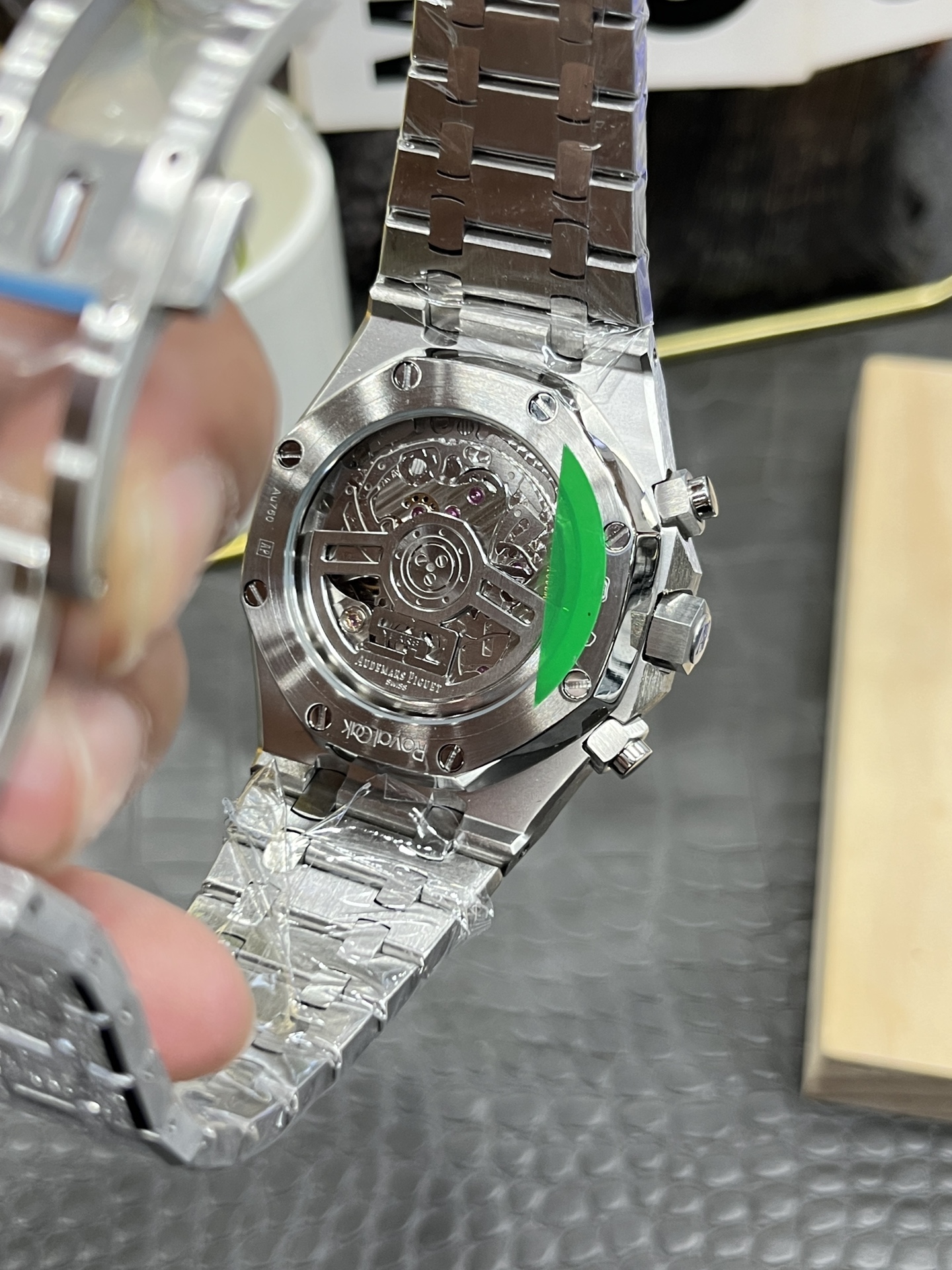 APS Royal Oak Chronograph 26240 detail 6