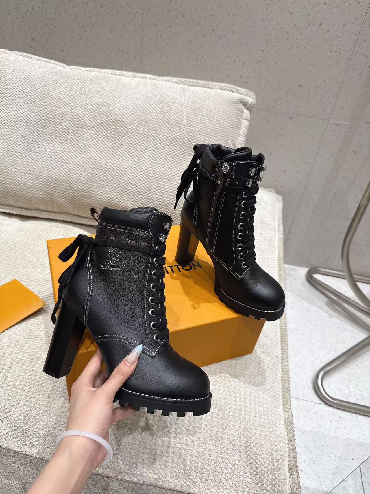 L X V x Star trail ankle boot detail 4