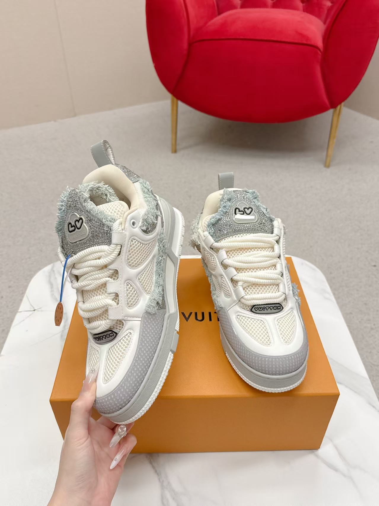 L X V RUNNER TATIC sneakers detail 7