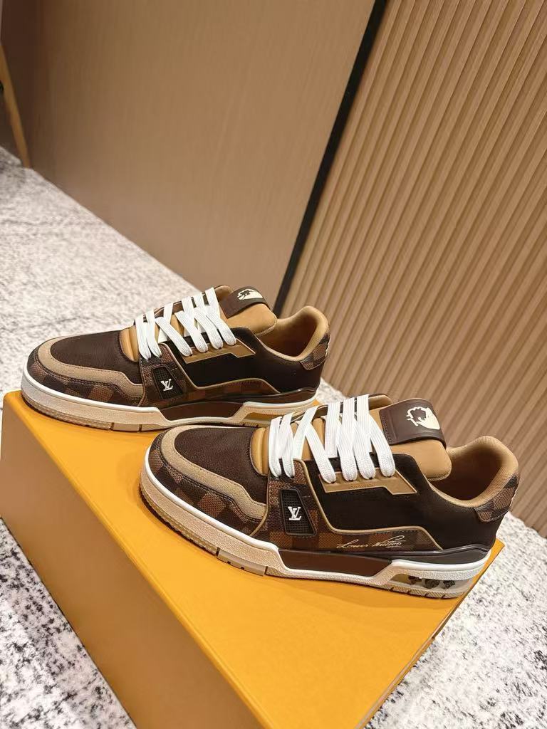 L X V TRAINER Sneakers detail 4