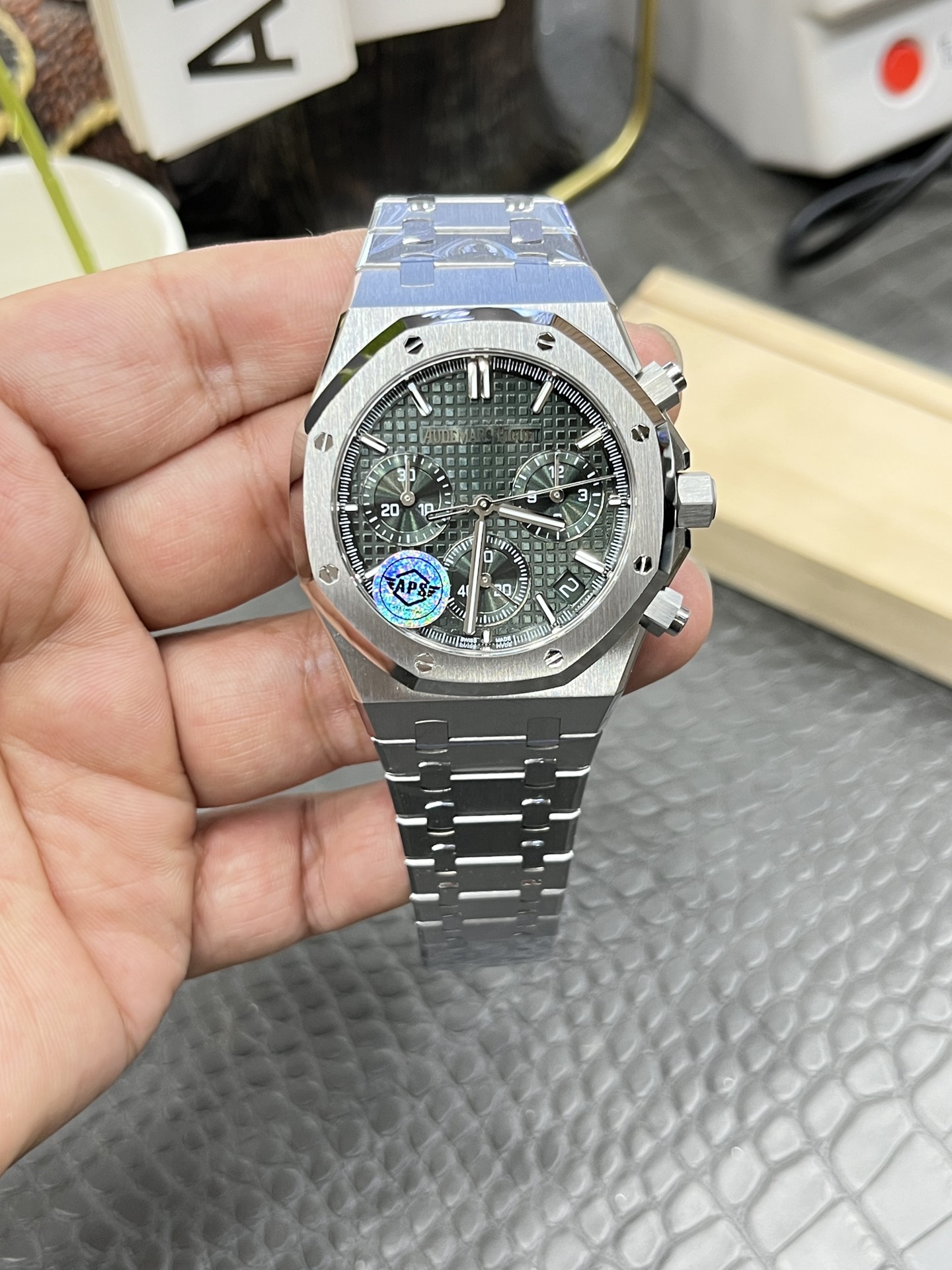 APS  Royal Oak Chronograph 26240
