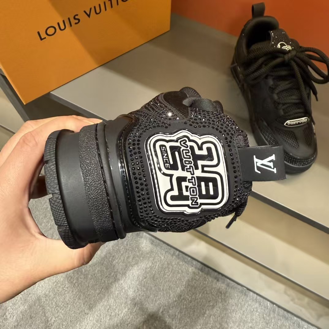 L X V RUNNER TATIC sneakers detail 2