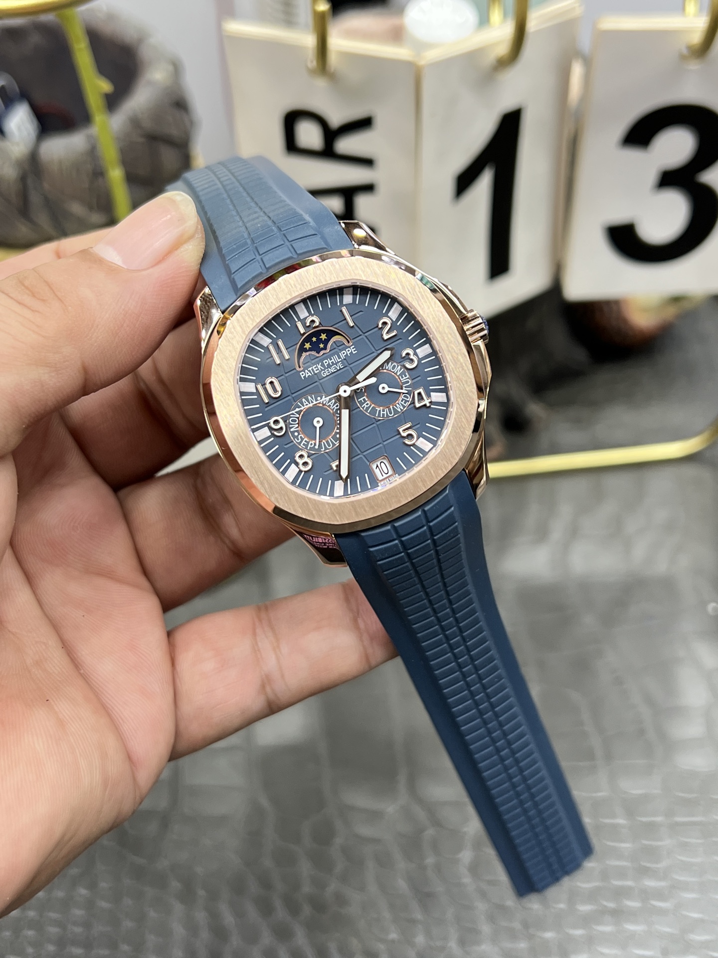 PP Aquanaut 5261r-001 detail 9