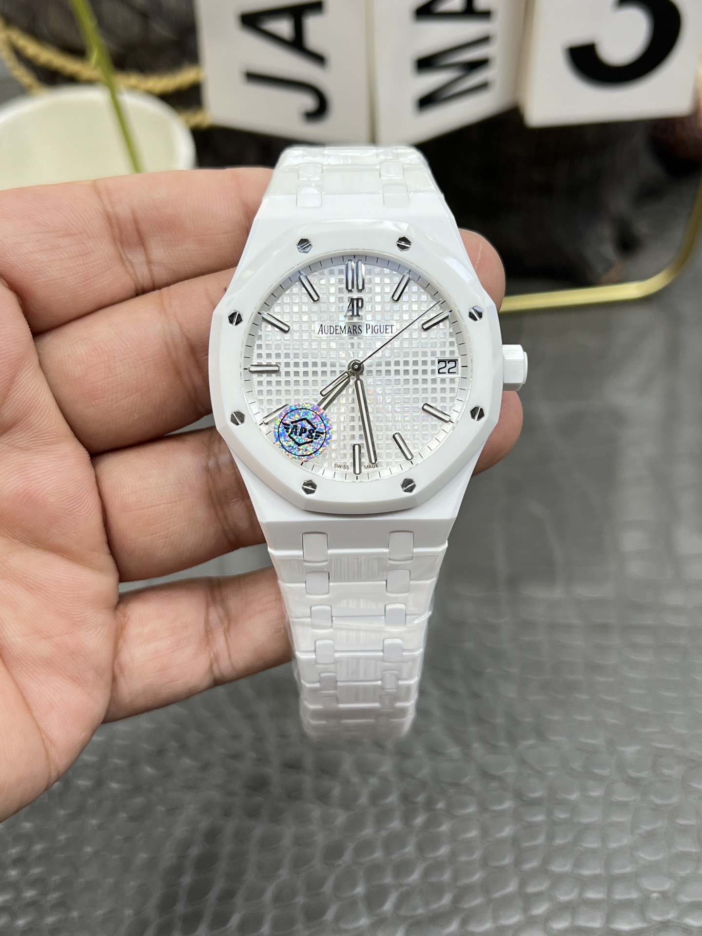 APS Royal Oak 15500