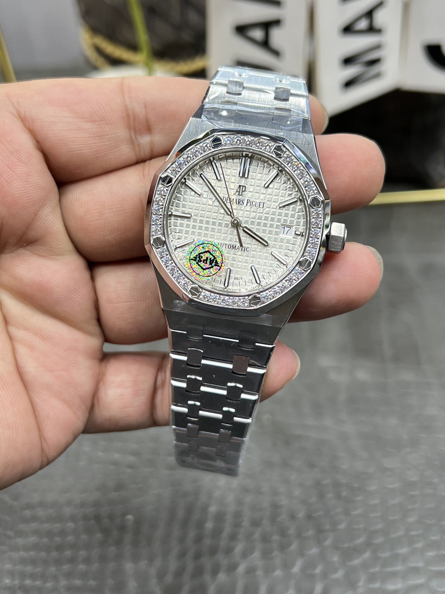 APS Royal Oak 15451 size 37mm detail 7