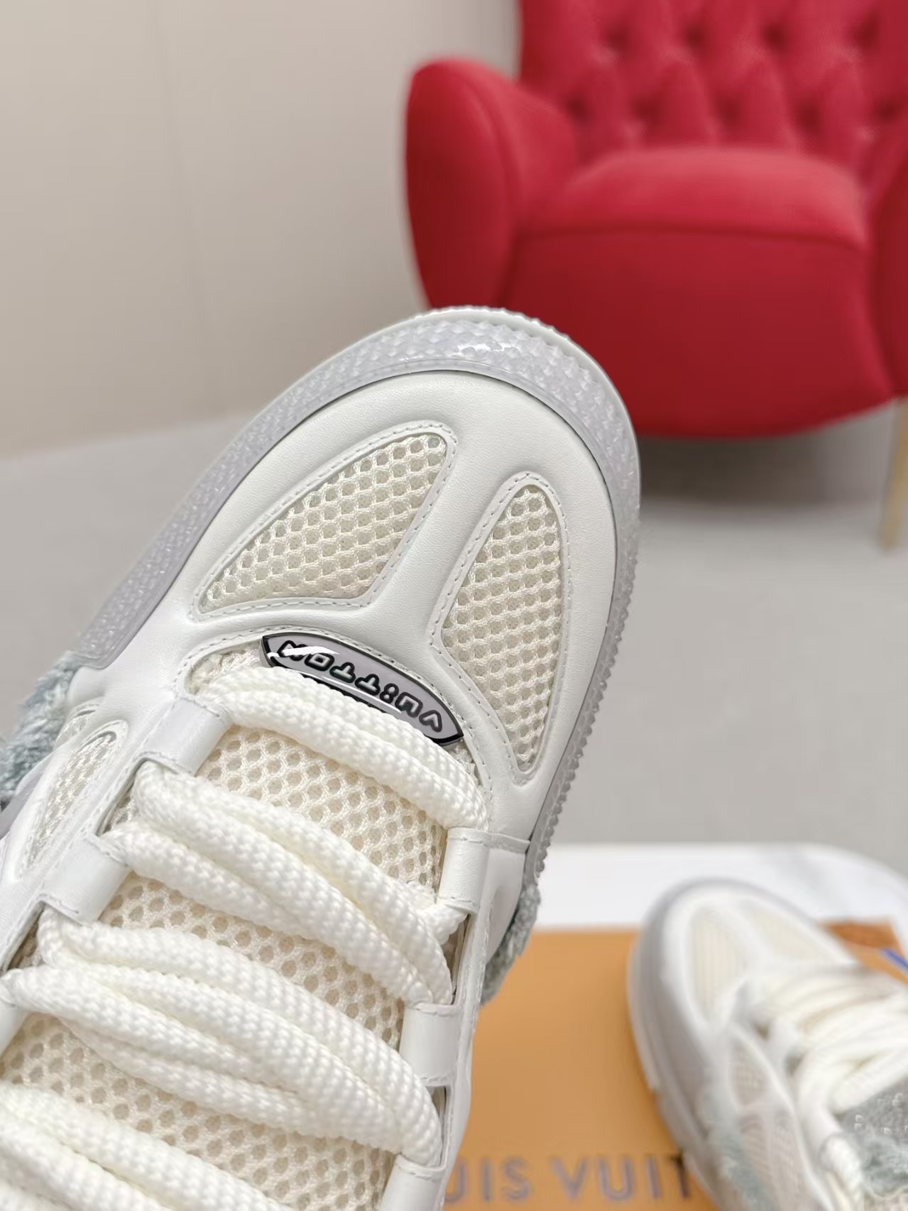 L X V RUNNER TATIC sneakers detail 3
