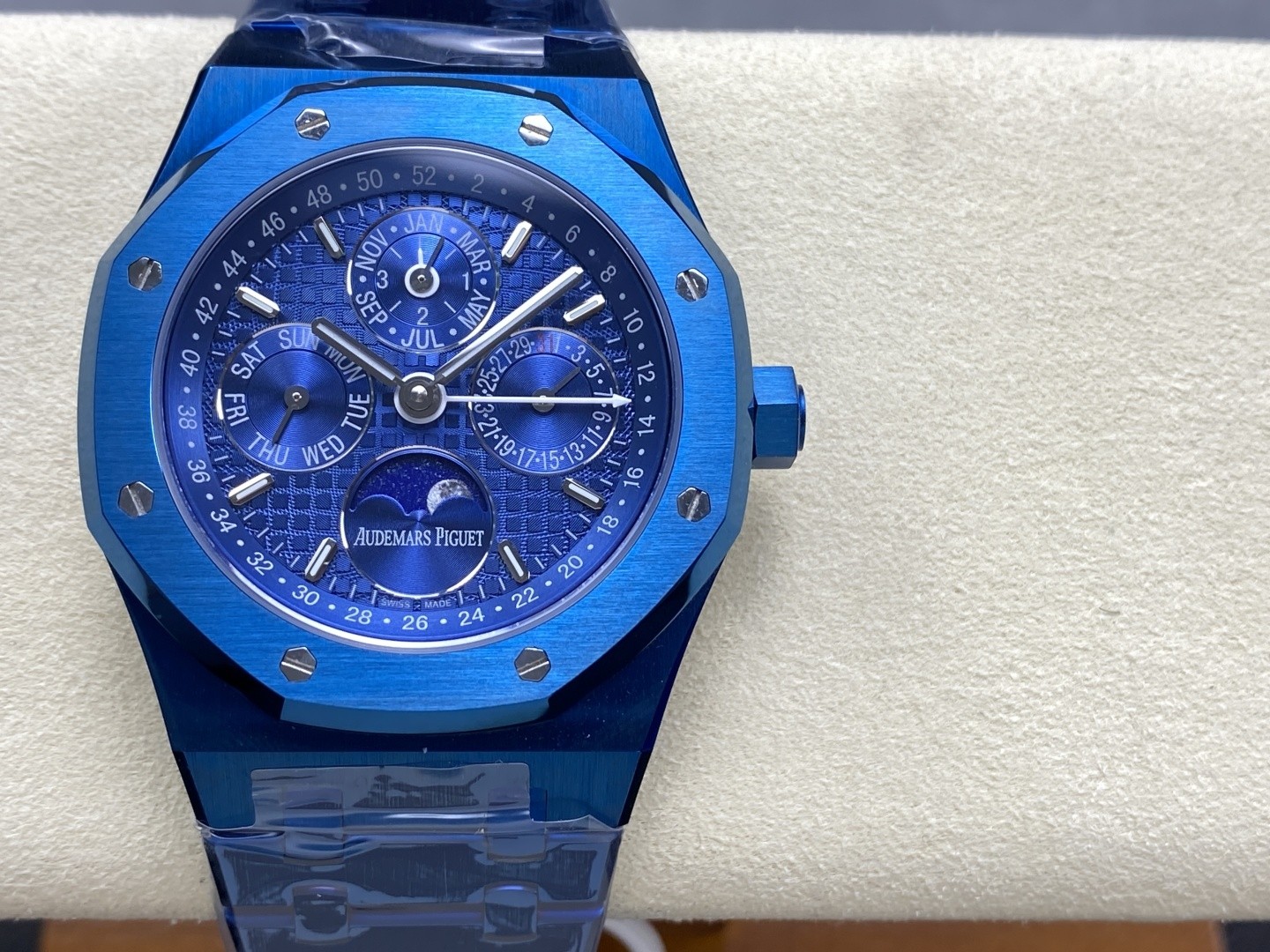 APS Watch