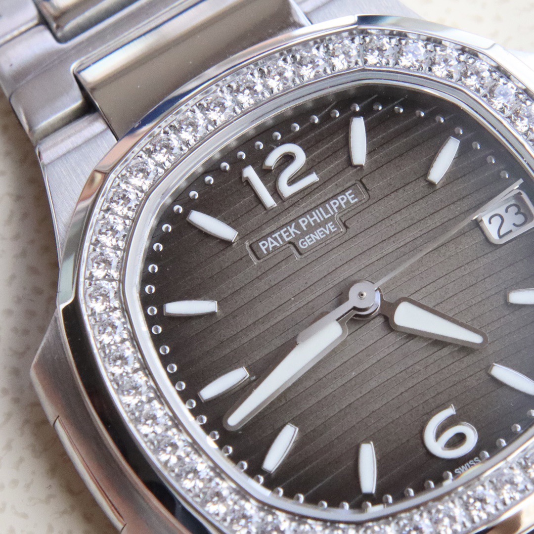 PP Nautilus 7118 detail 4