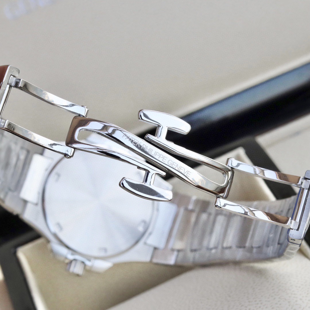 PP Nautilus 7118 detail 7