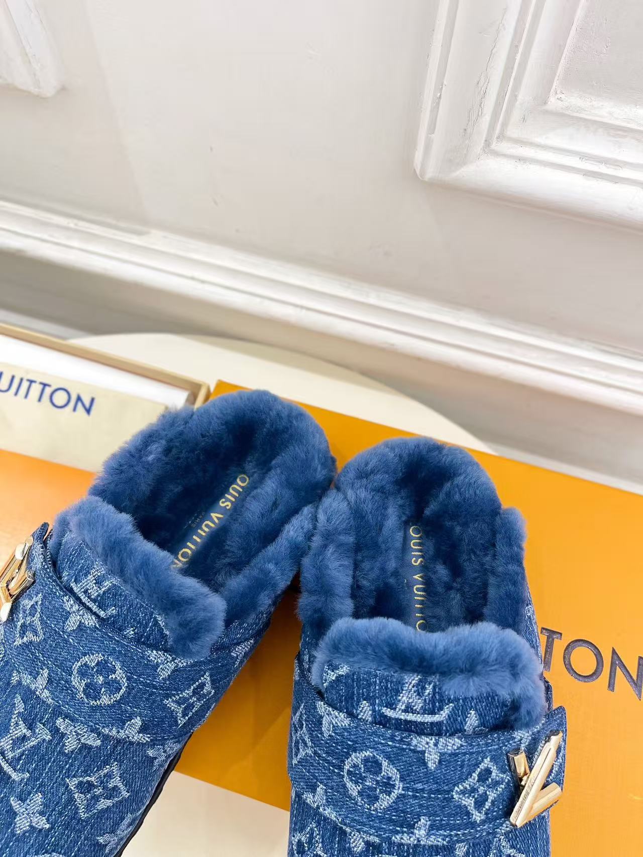 L X V Easy Sandals 2025 detail 7
