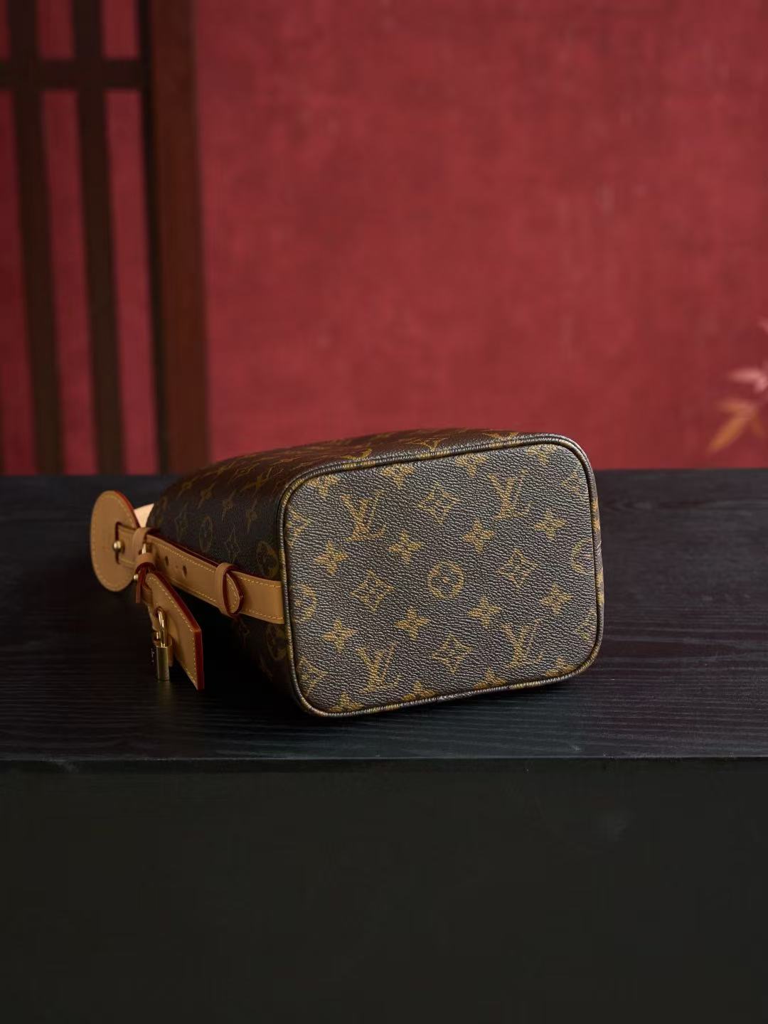 L X V ALL-IN BB M12925 18*12*16CM detail 9
