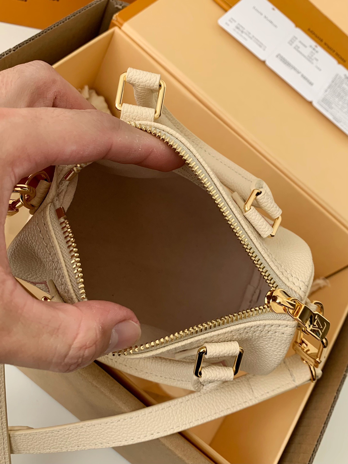Product detail 24