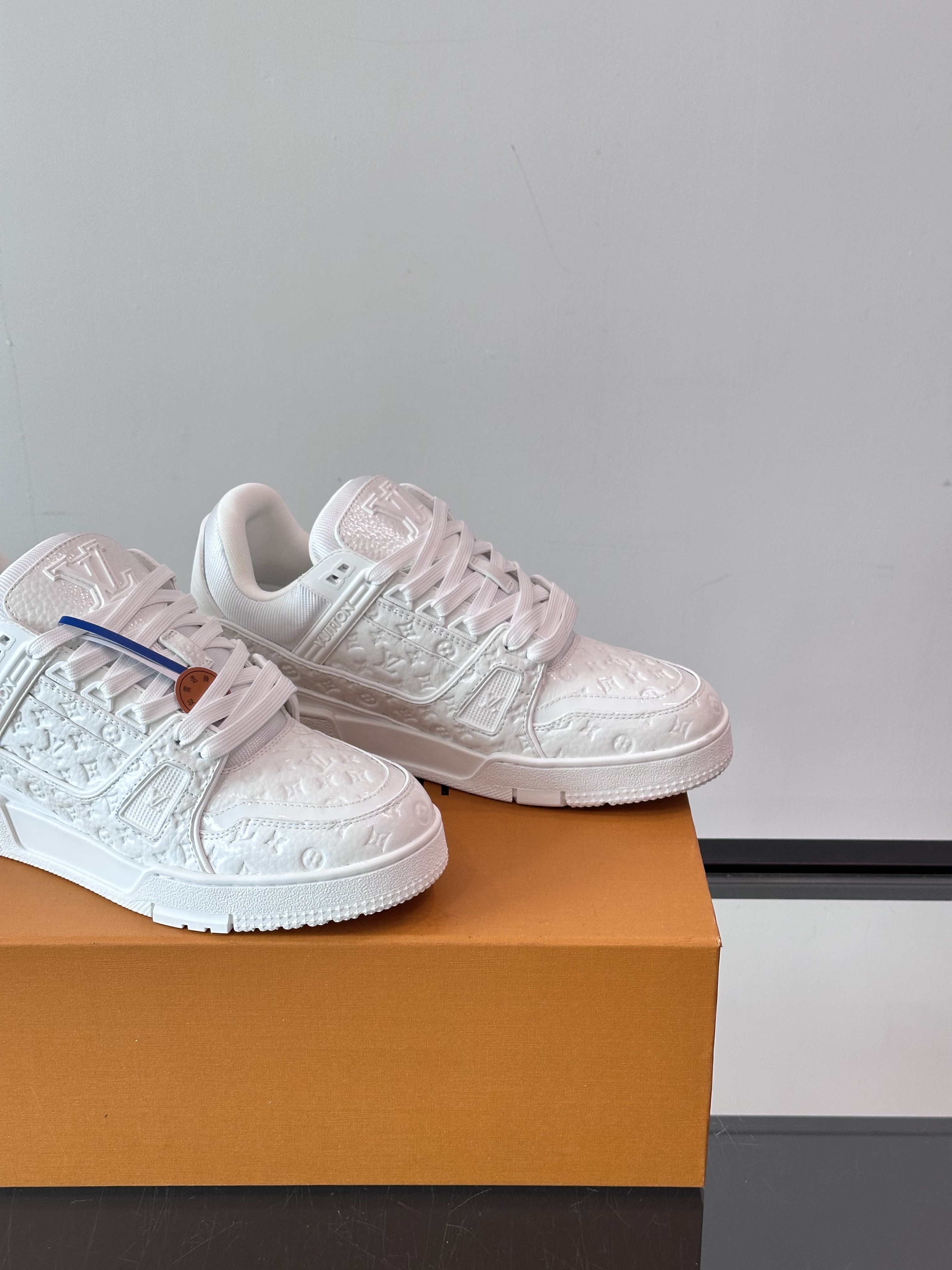 L X V TRAINERSneakers detail 6