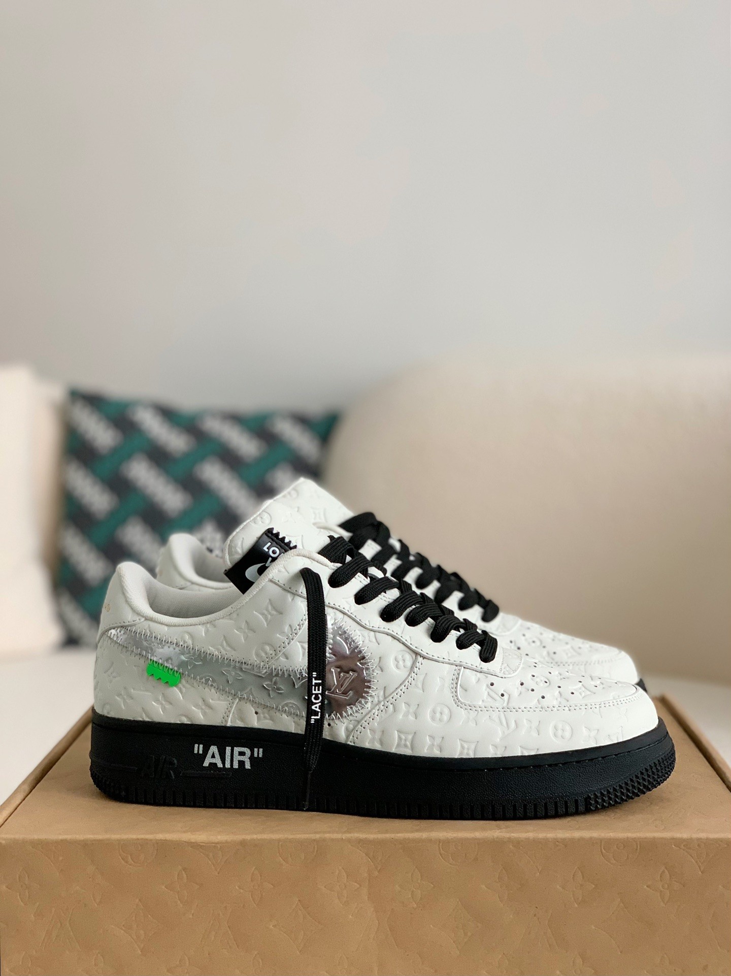 L X V X NK AIR FORCE 1 SNEAKER detail 2