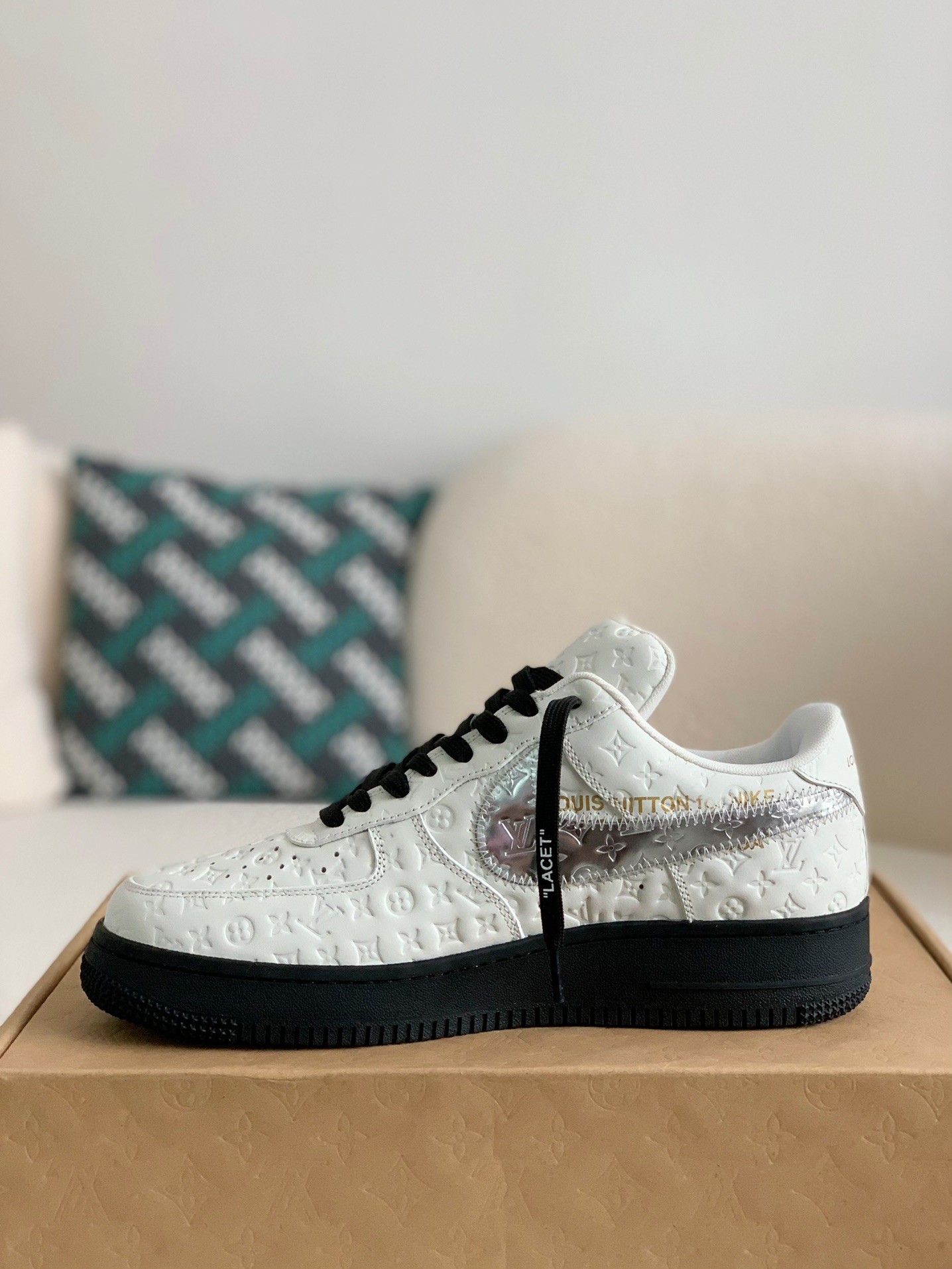 L X V X NK AIR FORCE 1 SNEAKER detail 4