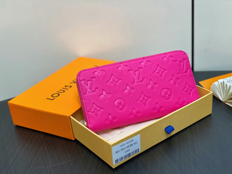L X V CARD HOLDER/Wallets(Multiple sizes/colors) detail 16