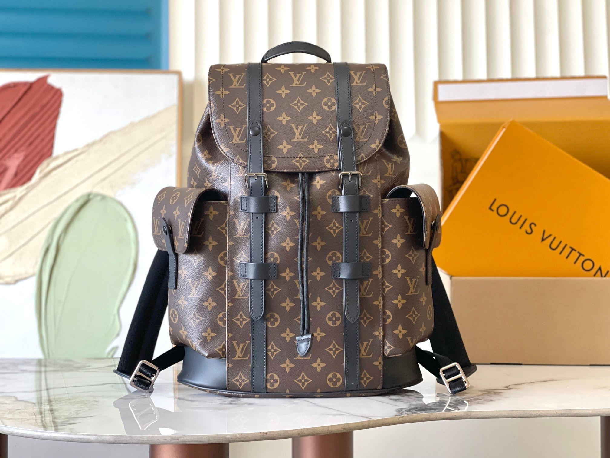 L X V Medium-sized men&rsquo;s matching colored backpack M40350 Size：38*44*21cm（Multiple colors）