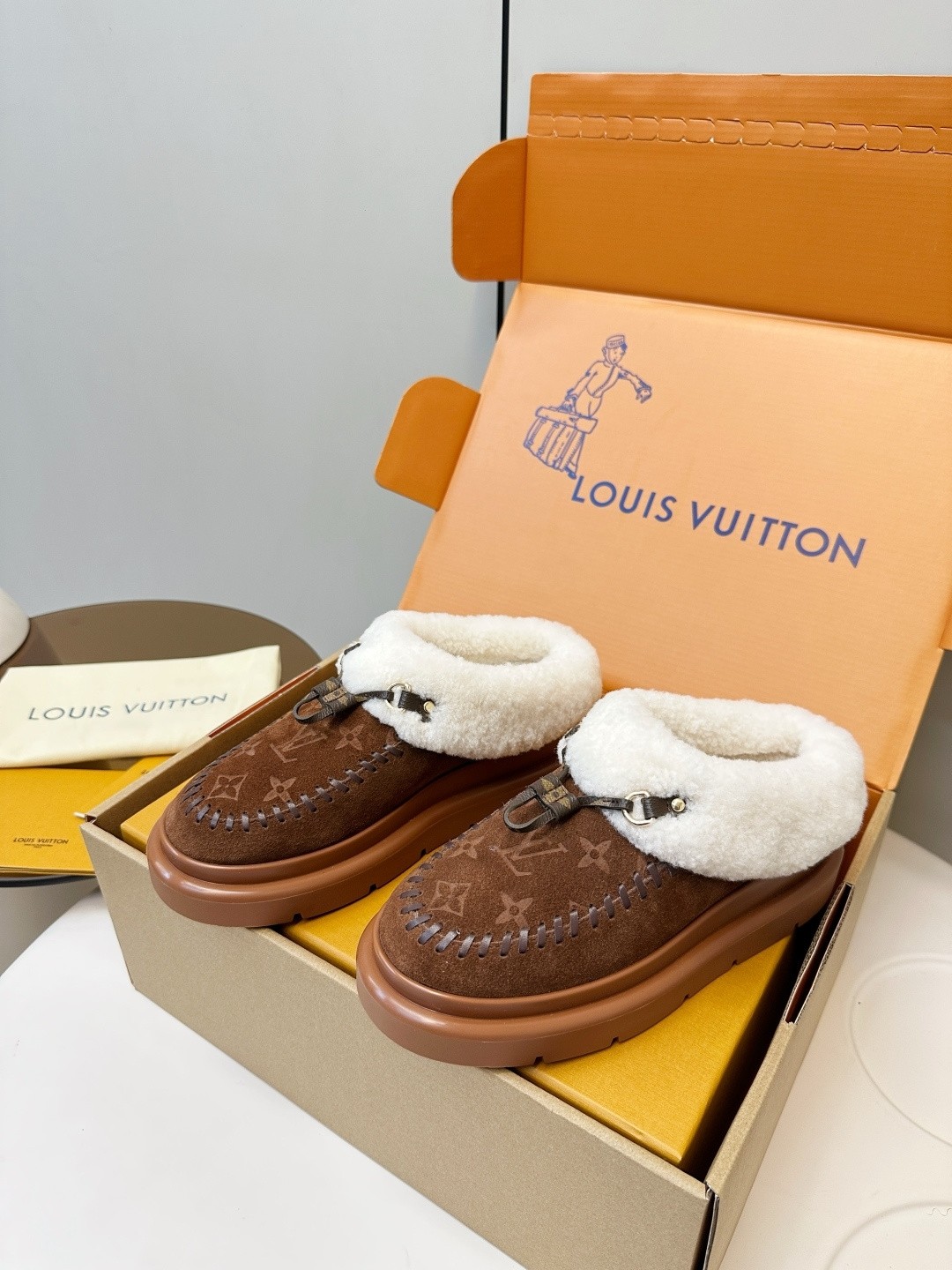 L X V Snow boots with thick soles(Multiple colors) detail 2
