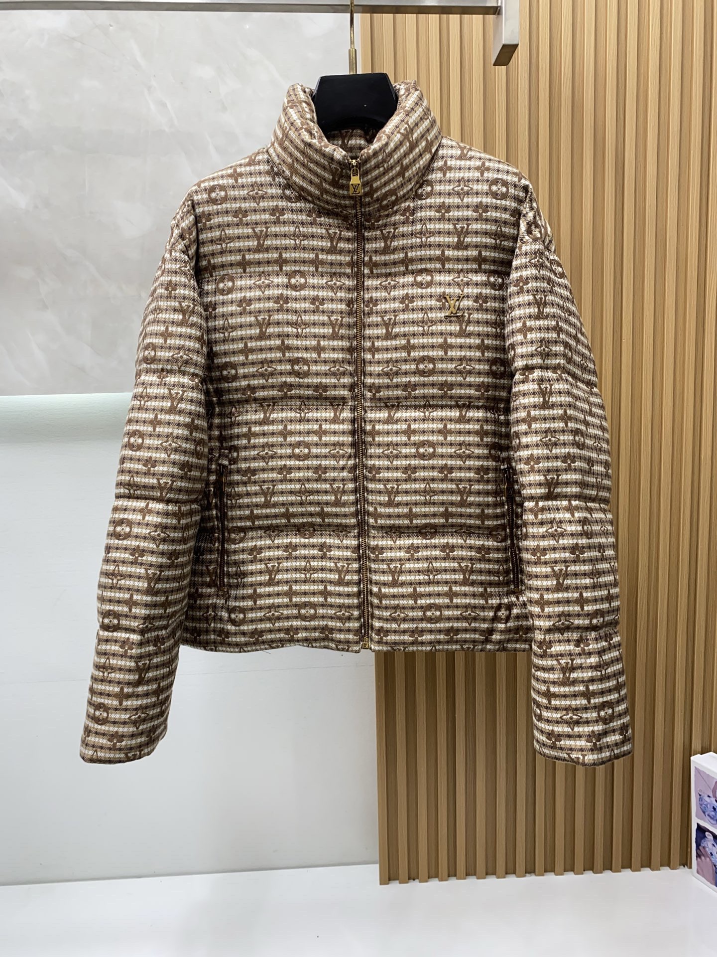 L X V Down Jacket 2025