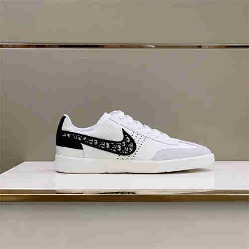 DR Sneaker detail 6