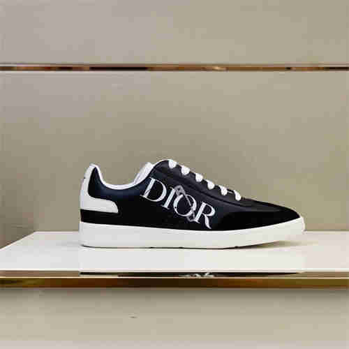DR Sneaker detail 6