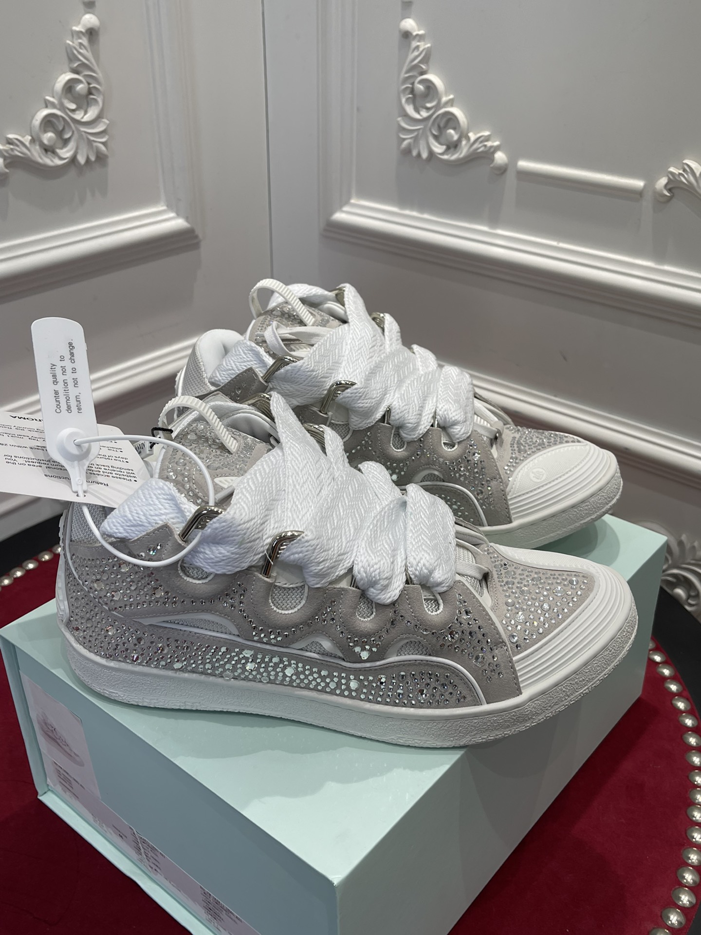 LAN Curb Sneaker White Rhinestone FMSKRK11STRAP22
