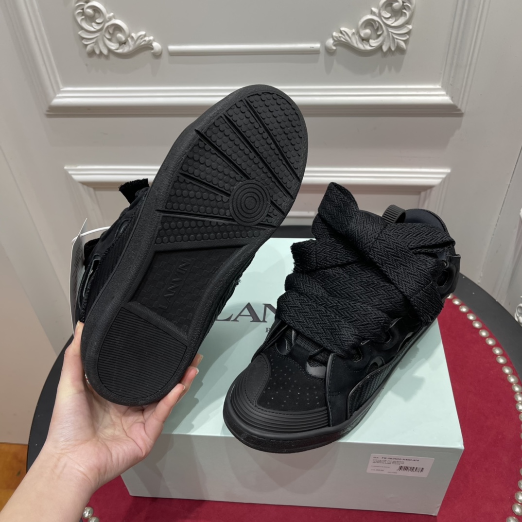 LAN Curb Sneaker All Black detail 4