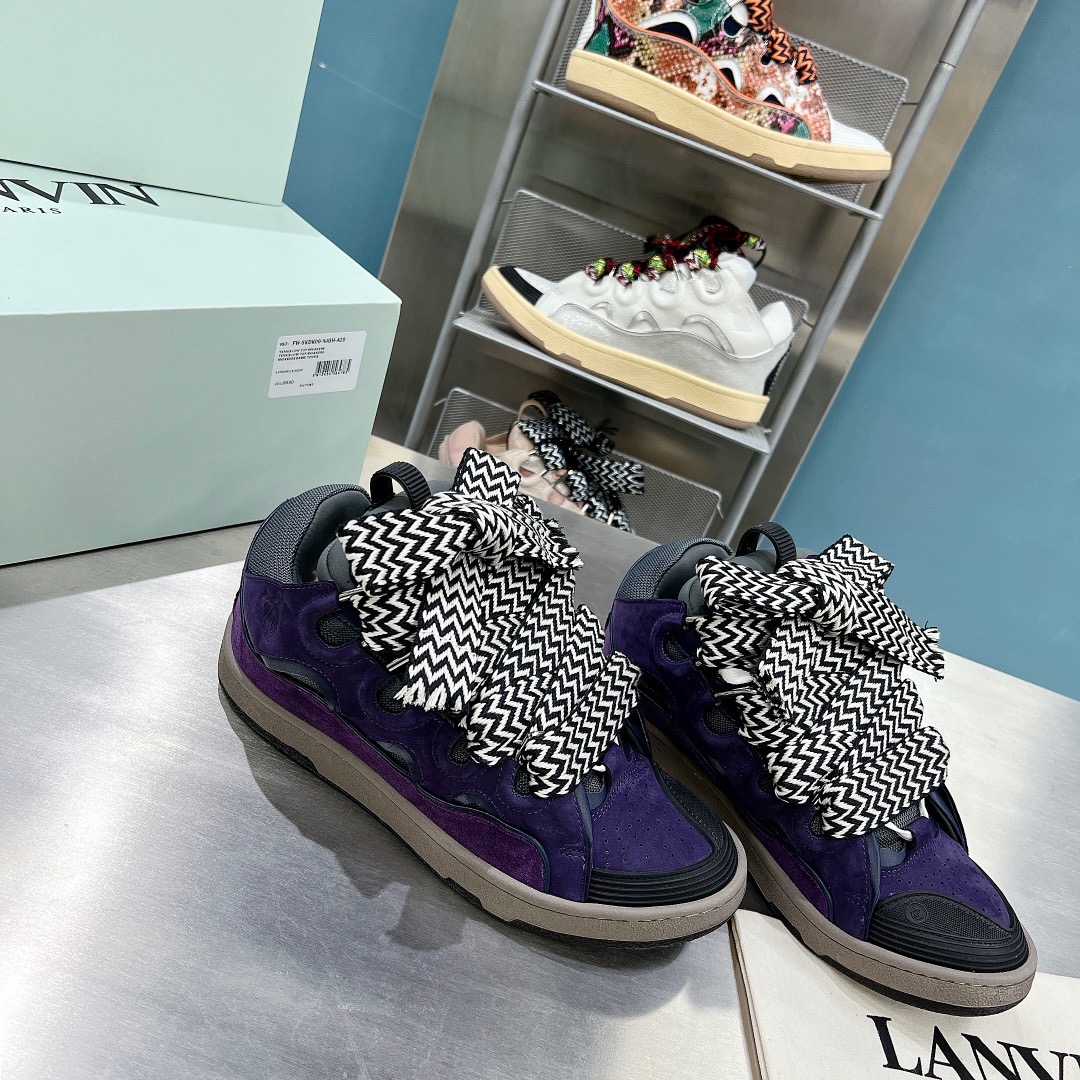 LAN Curb Sneaker 19