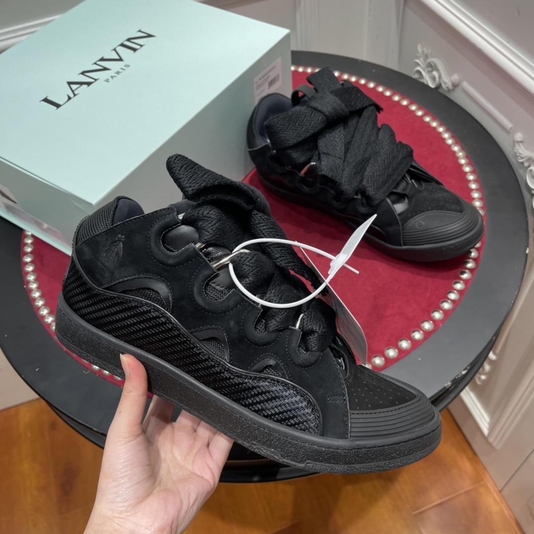 LAN Curb Sneaker All Black detail 3