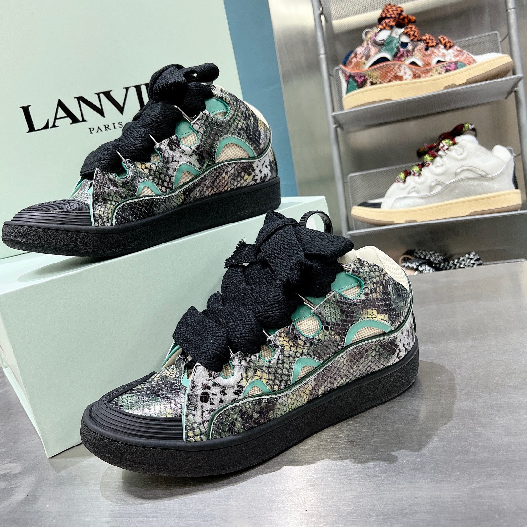 LAN Curb Sneaker 18 detail 2