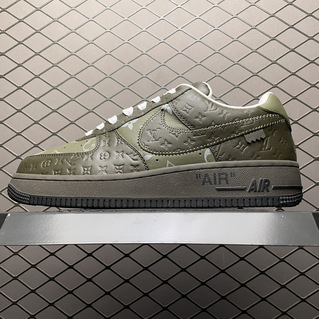 L X V X NK AIR FORCE 1 Sneaker