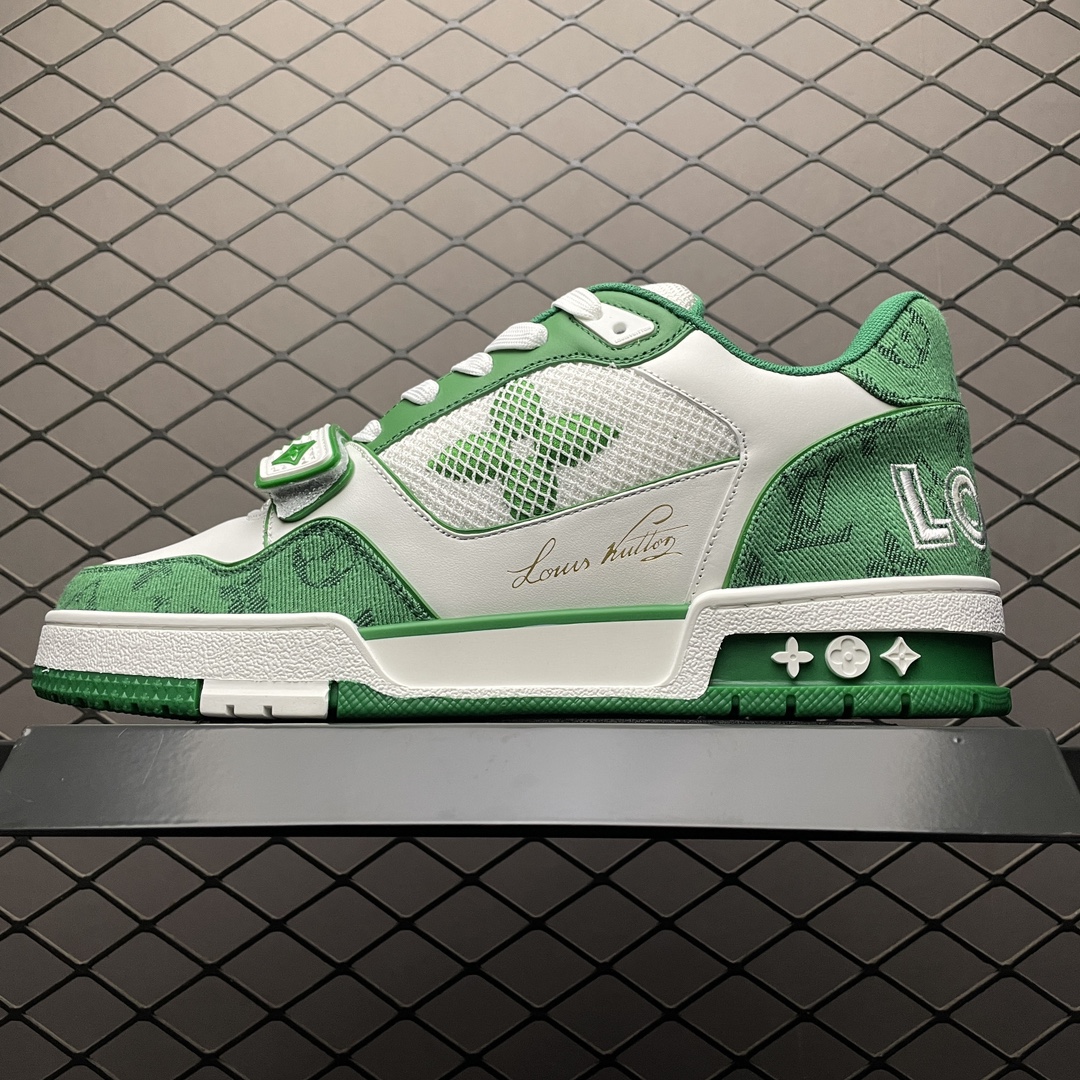 L X V TRAINER Sneakers