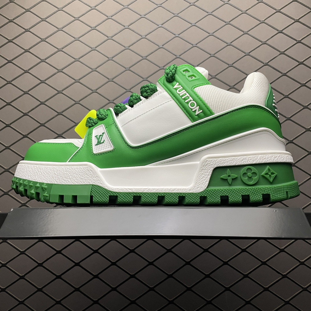 L X V  TRAINER 2023Show style Sneakers