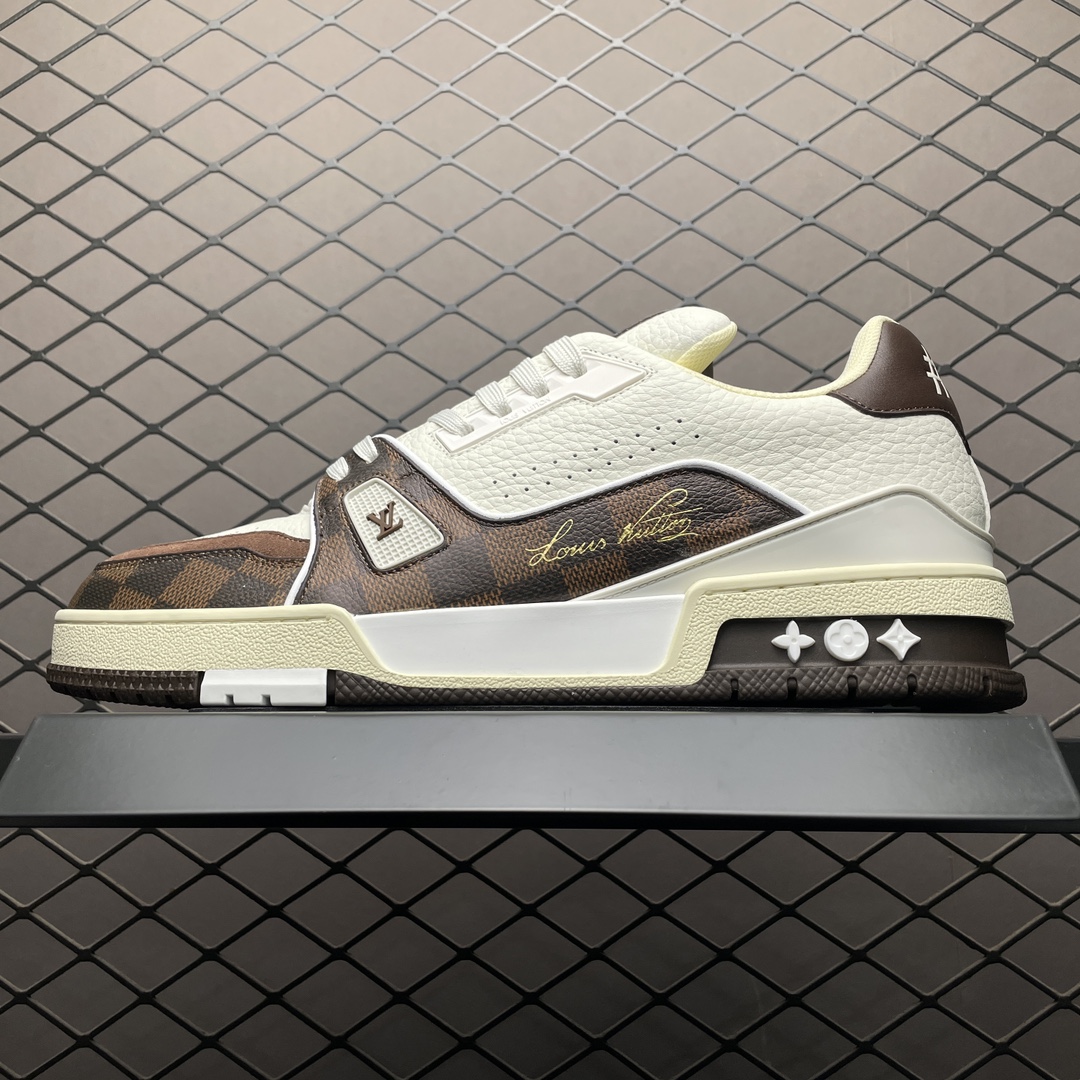 L X V SNEAKERS
