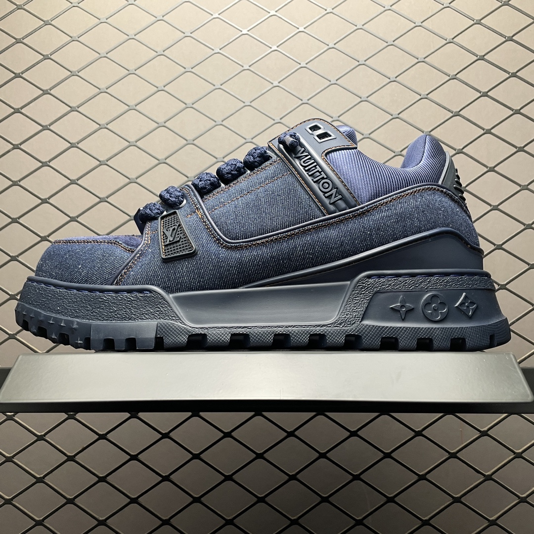 L X V TRAINER Maxi