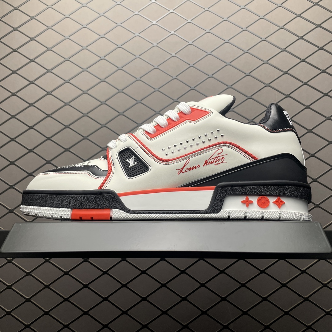 L X V TRAINER Sneakers