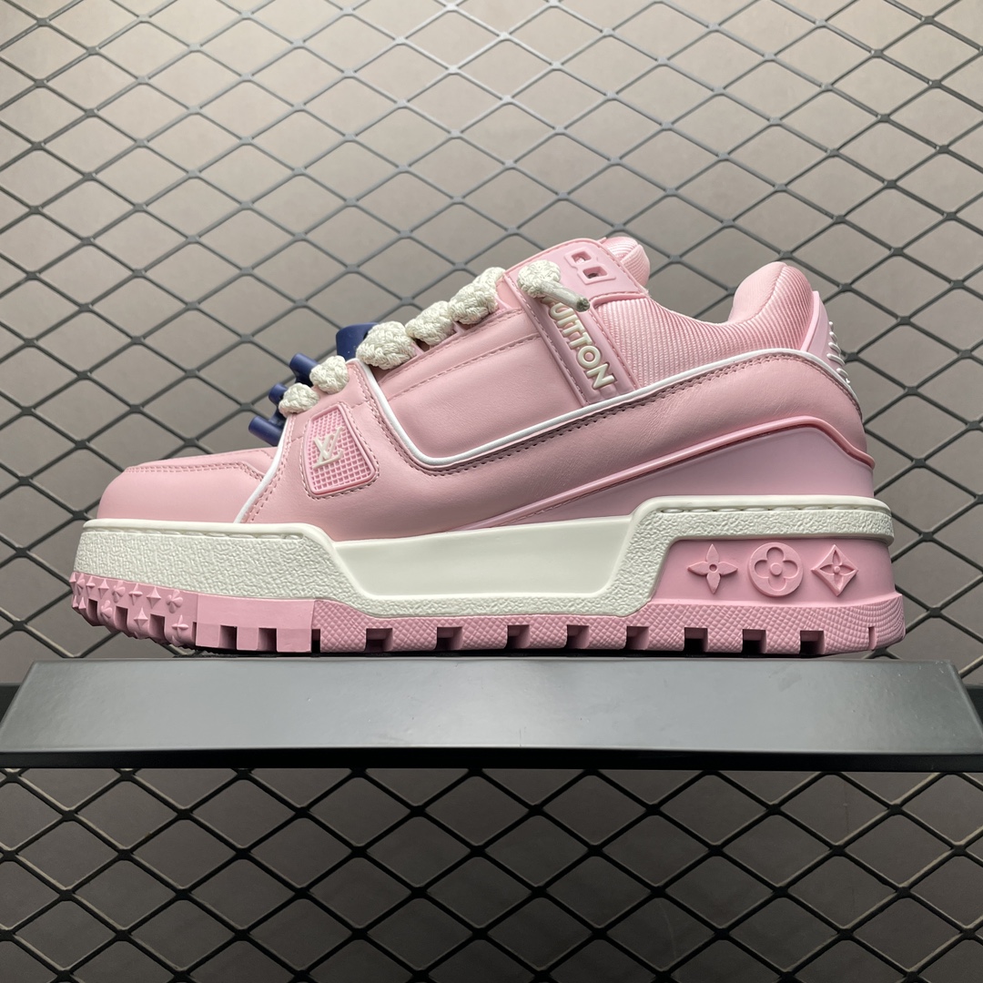 L X V  TRAINER 2023Show style Sneakers