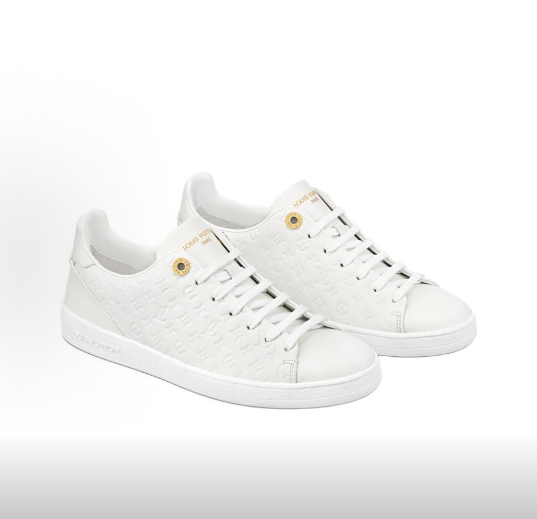 L X V Sneakers detail 2