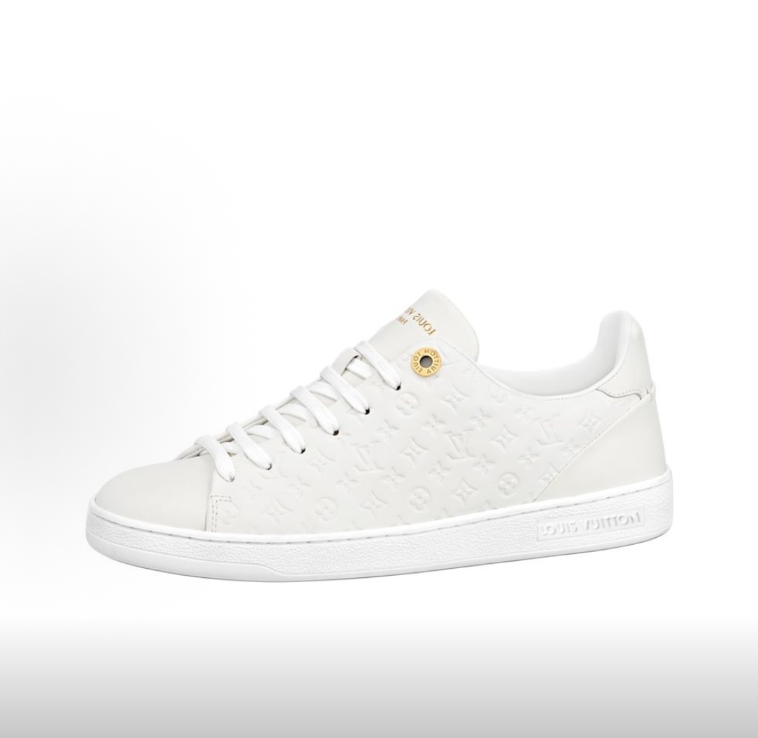 L X V Sneakers