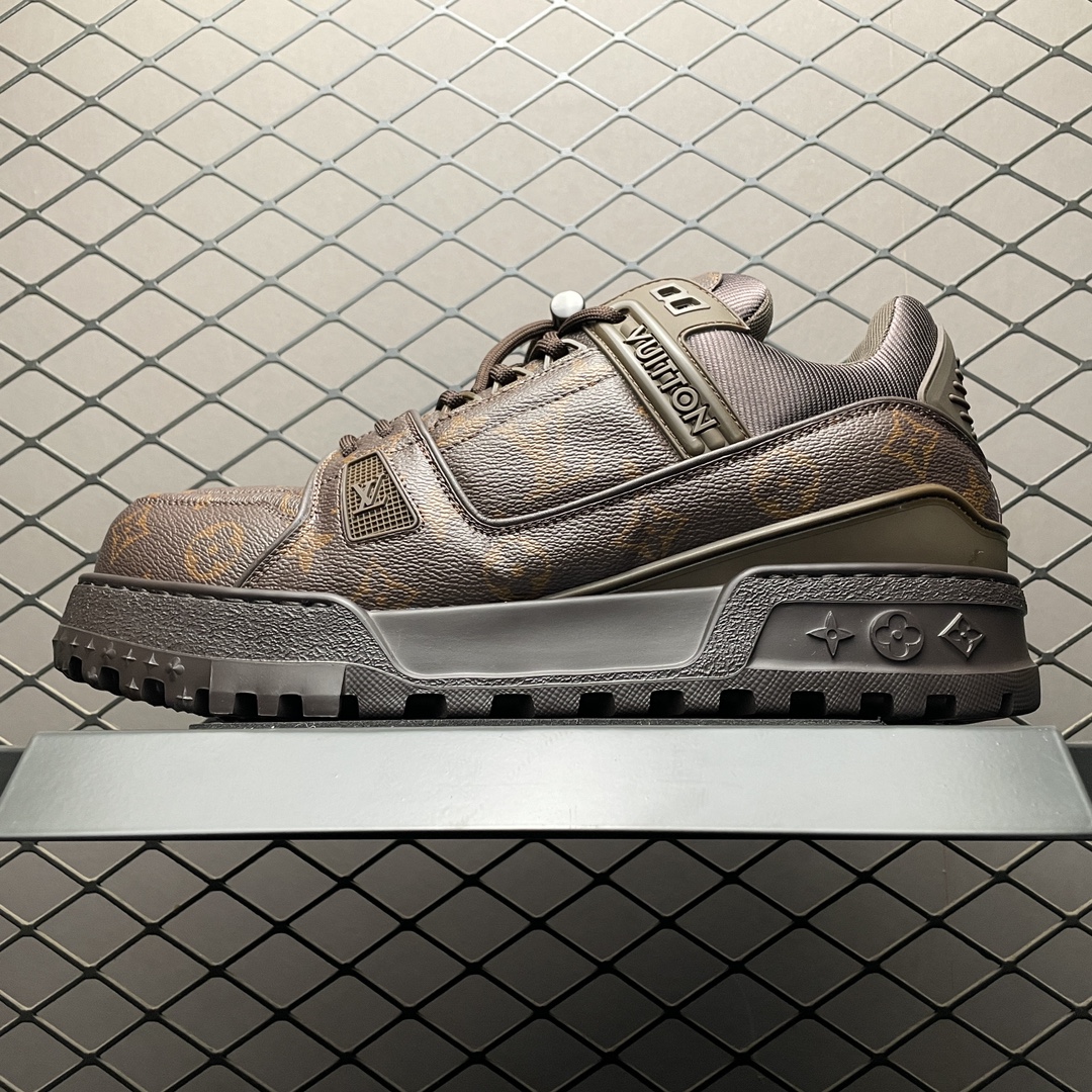 L X V TRAINER SNEAKERS