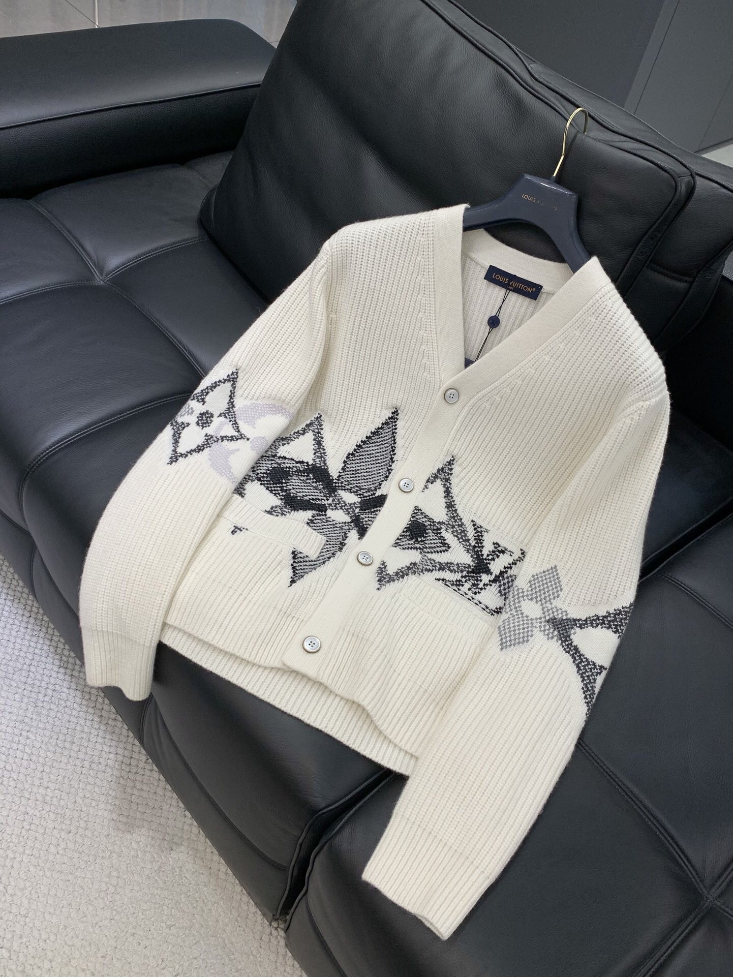 Product detail 3