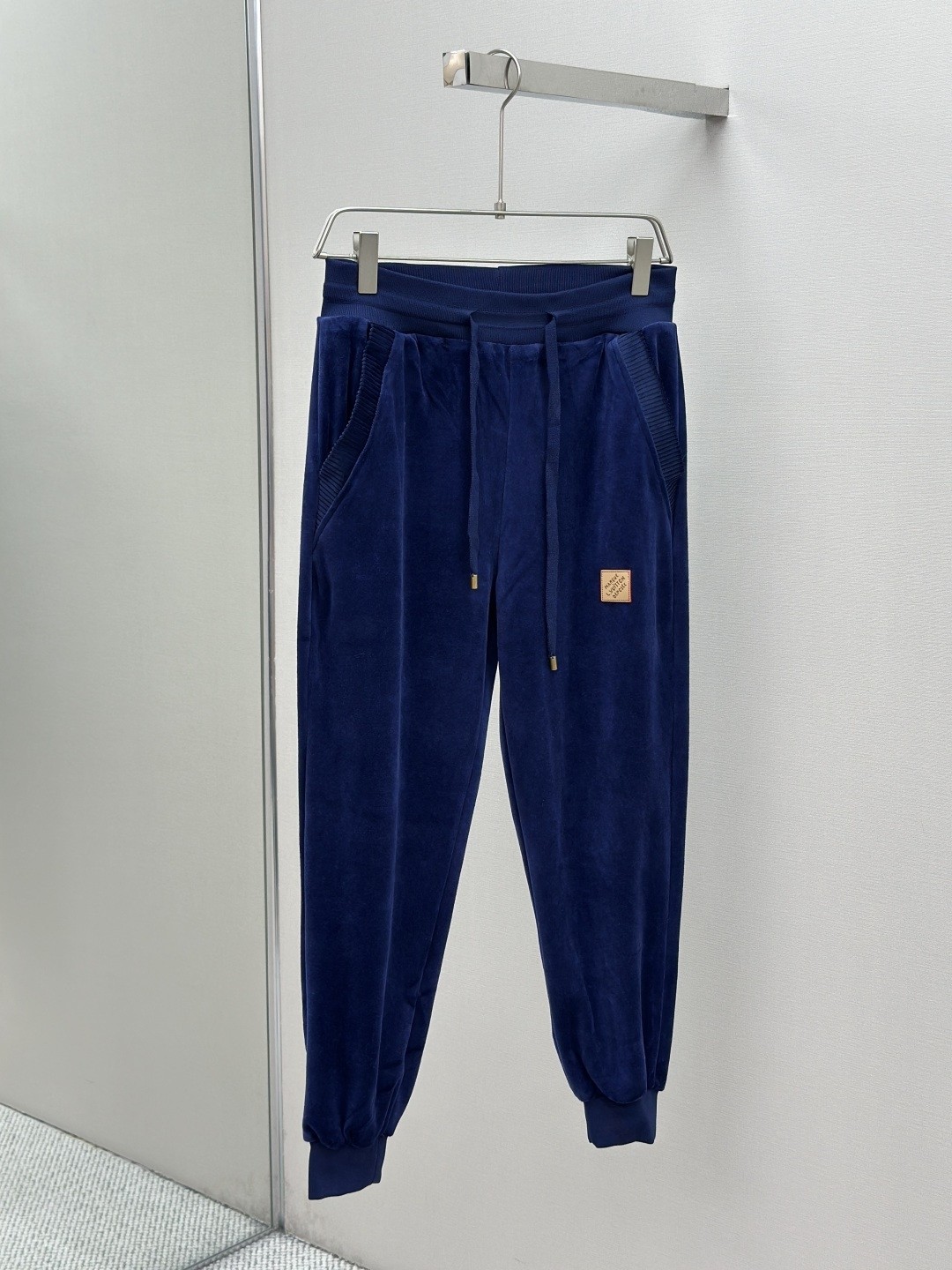 L X V Velvet sweatpants