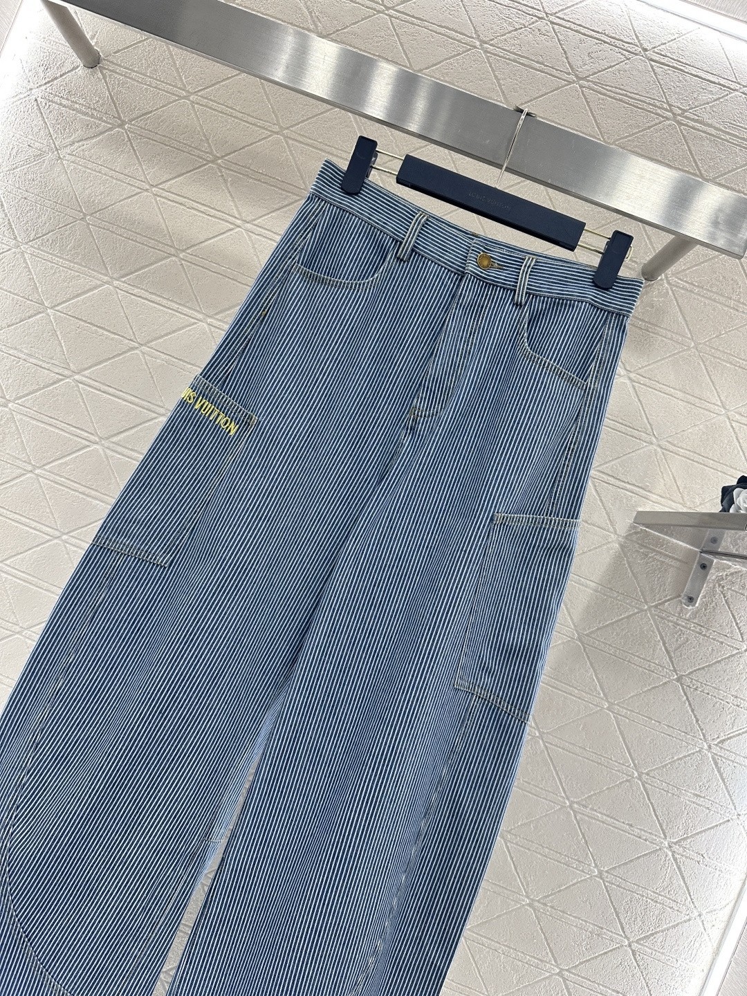 Product detail 3