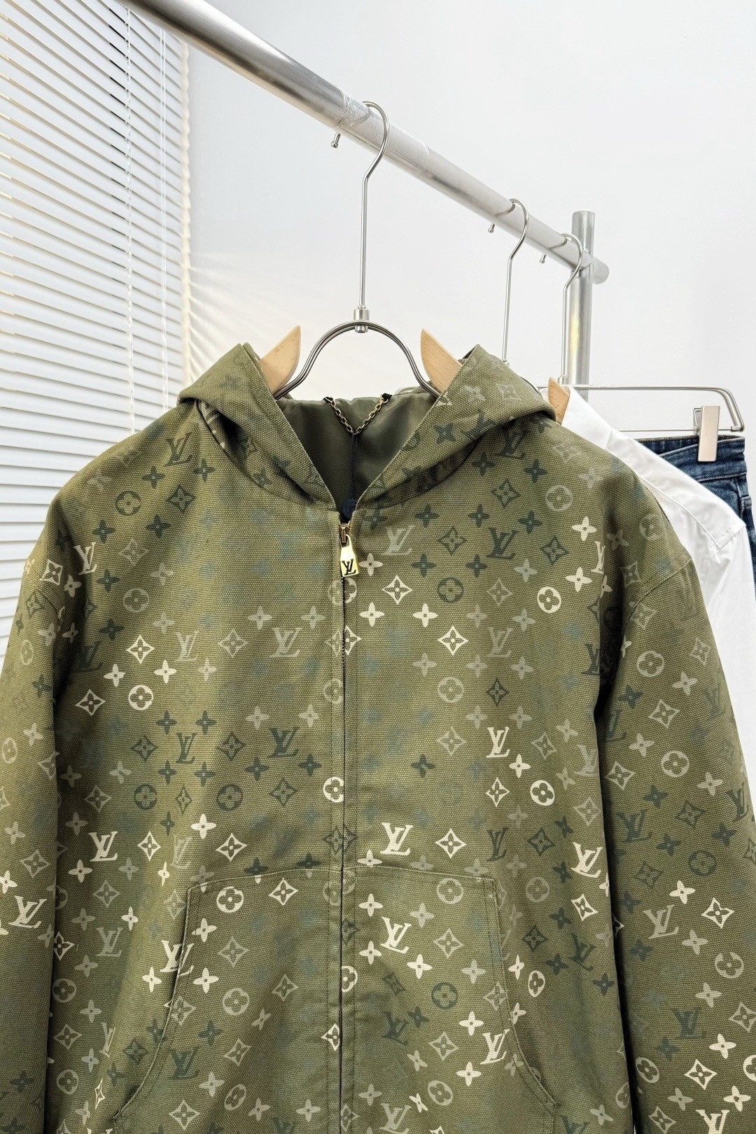 Product detail 4