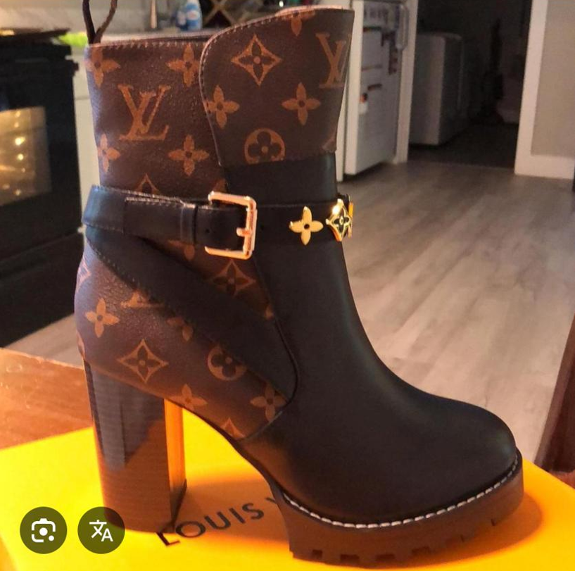 L X V boot